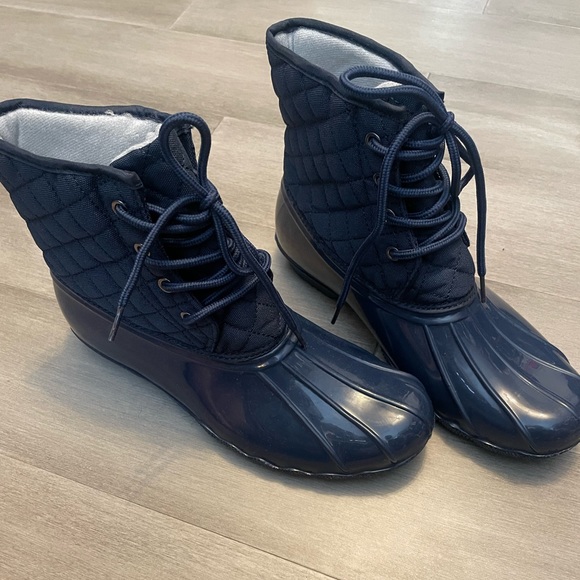 Womens Rain Boots SIZE 7.5 - Picture 2 of 2